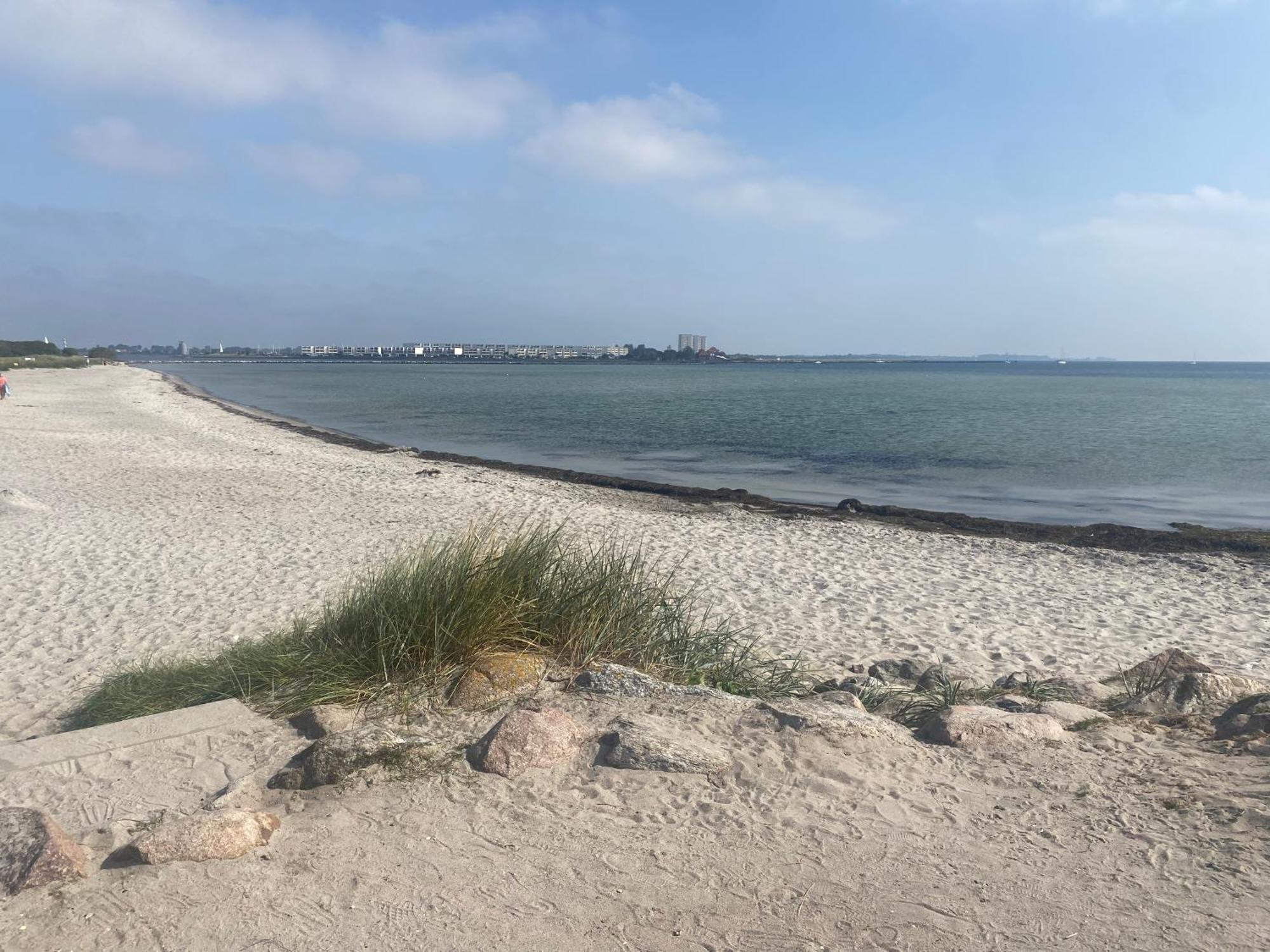 Wohnwagen Auf Dem Wulfenerhals Ca 150M Bis Zum Meer Fehmarn Exterior photo