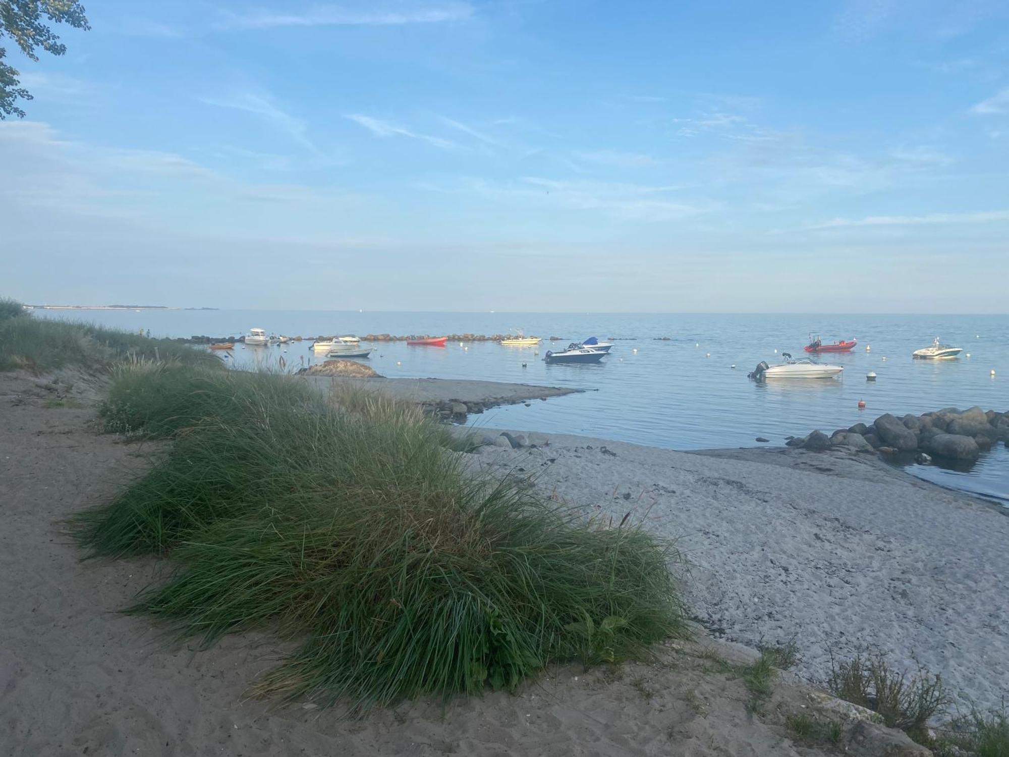 Wohnwagen Auf Dem Wulfenerhals Ca 150M Bis Zum Meer Fehmarn Exterior photo